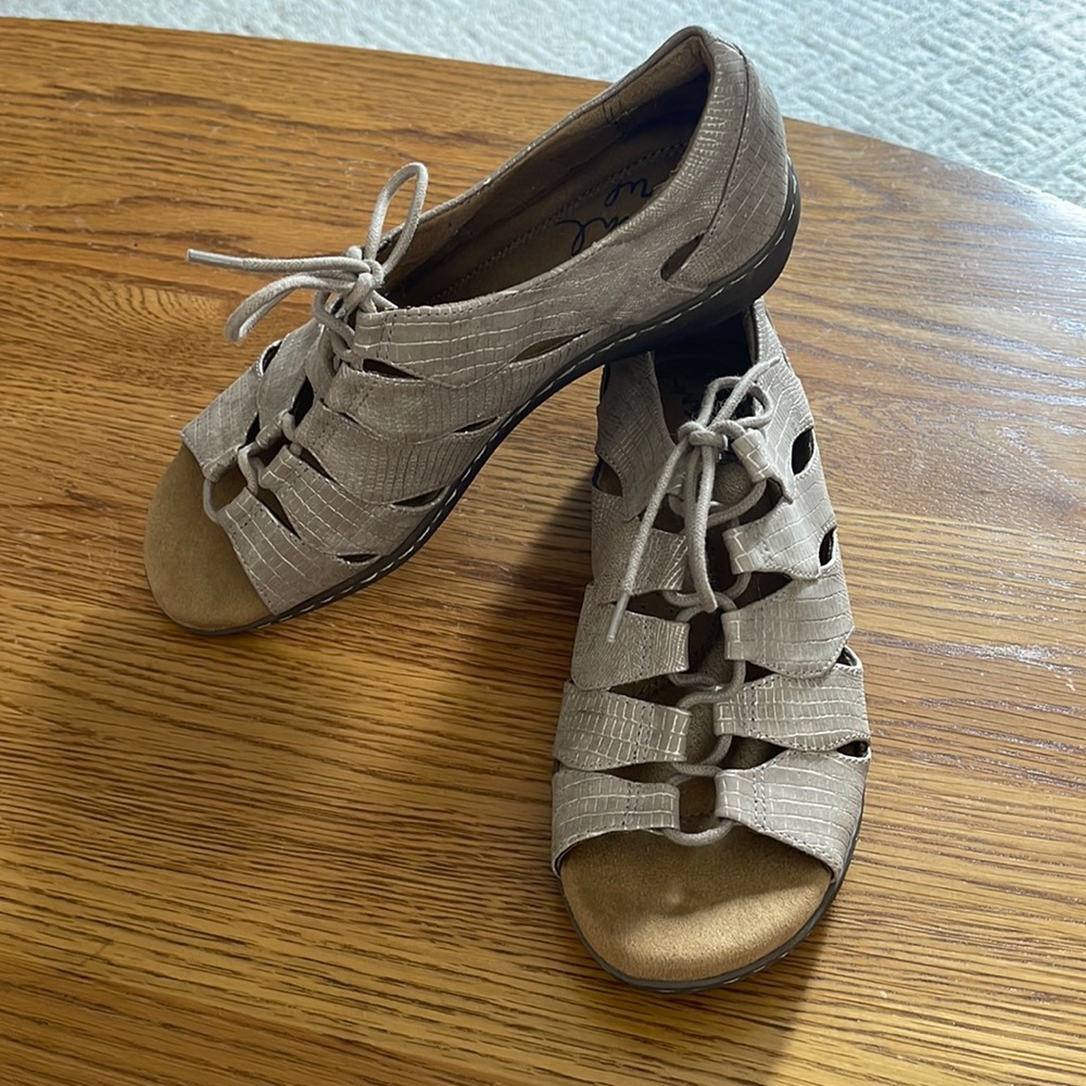 Natural Soul by Naturalizer Lace Up Textured Leather Sandals